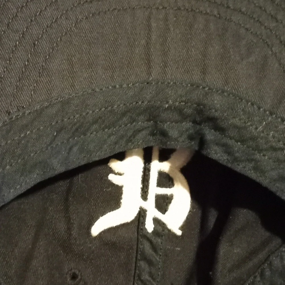 Ralph Lauren Rugby Hat, NWT,  XLarge,Black with White Stripes. Old English R, - Picture 6 of 6